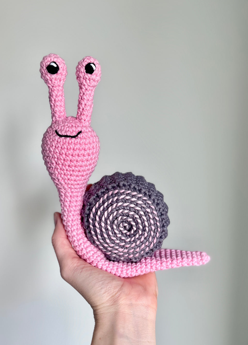 Virkmönster amigurumi: Gullig snigel (PDF)