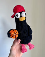 Virkad amigurumi: Anka med basketboll och avtagbar keps