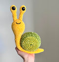 Virkad amigurumi: Snigel velvet grön/gul