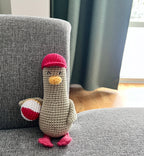 Virkmönster amigurumi: Anka med keps och boll (PDF)