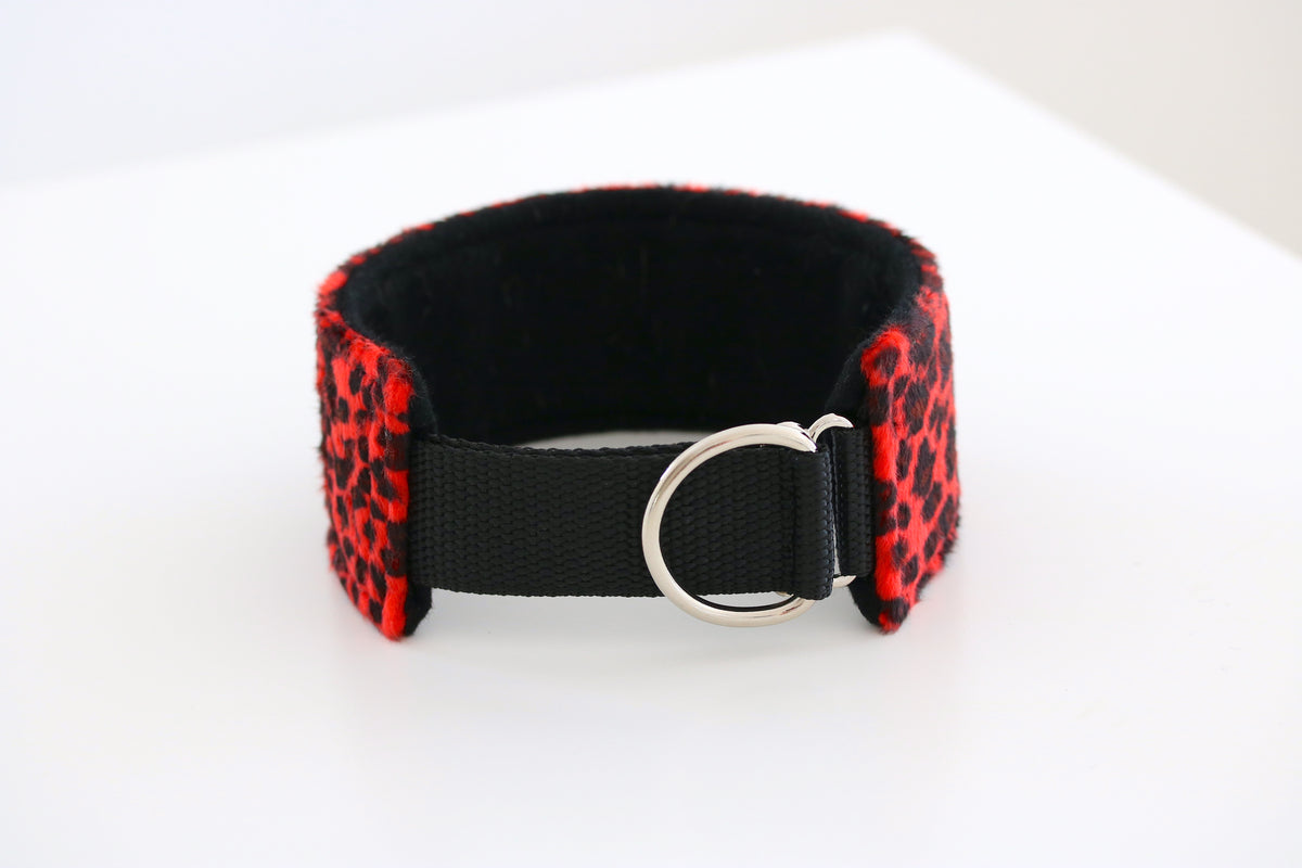 Hundhalsband: Röd leopard
