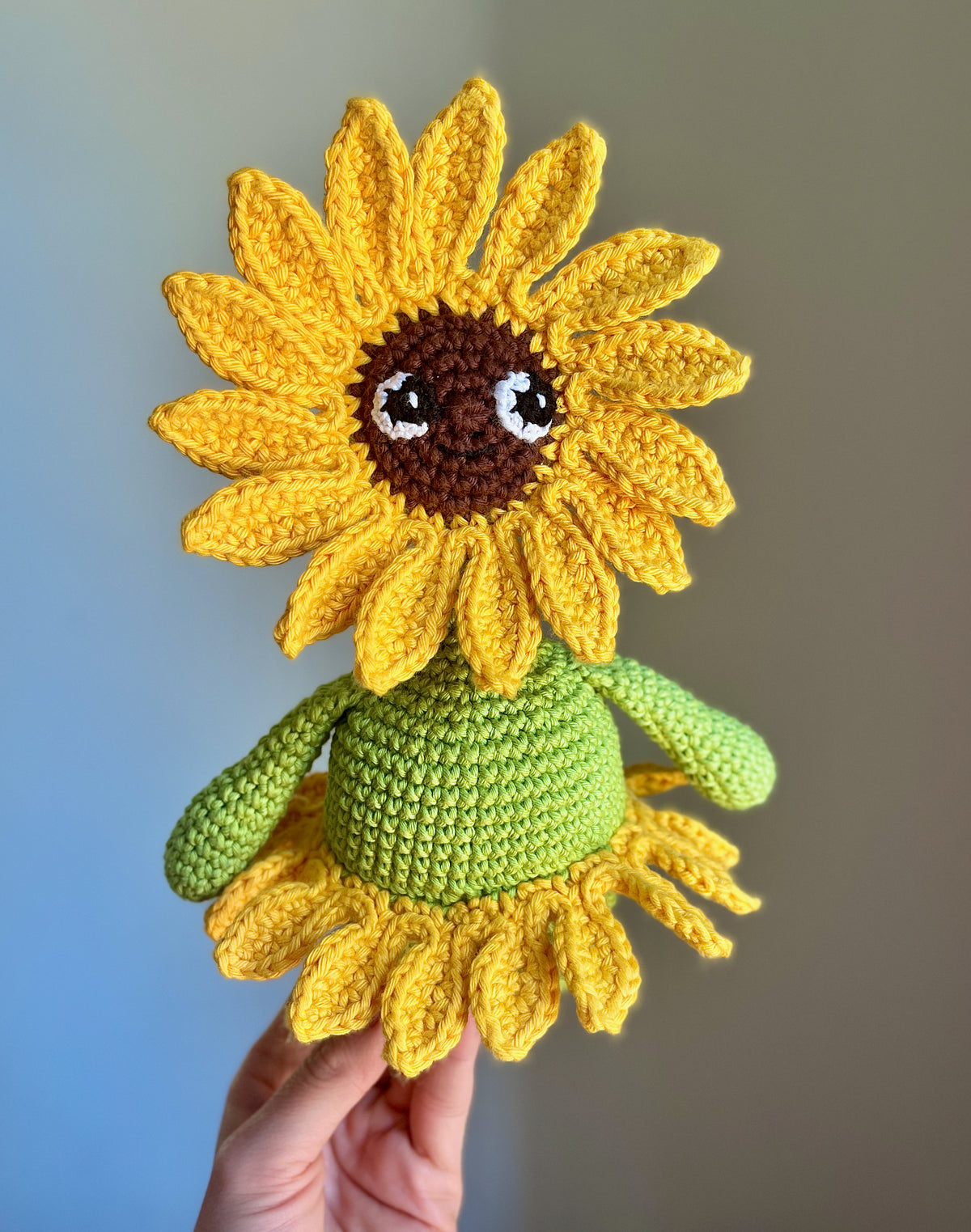 Virkmönster amigurumi: Solros som fantasifigur (PDF)