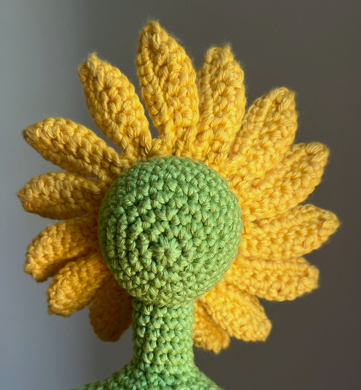 Virkmönster amigurumi: Solros som fantasifigur (PDF)